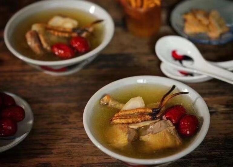 <a href=http://www.czfjwz.net/chifa/ target=_blank class=infotextkey>冬蟲夏草的吃法</a>