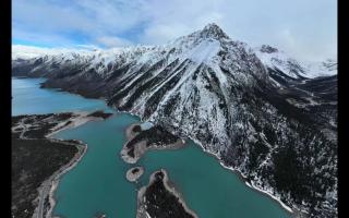 極致獨(dú)特的絕美冰川，絕世秘境薩普神山。