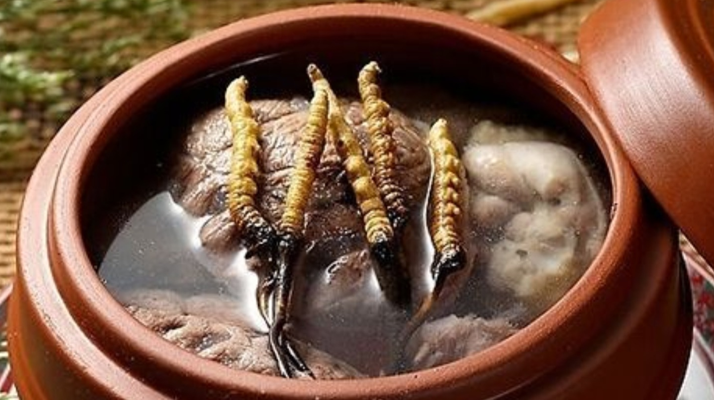 冬蟲夏草燉排骨 | 滋補(bǔ)養(yǎng)生的家常做法