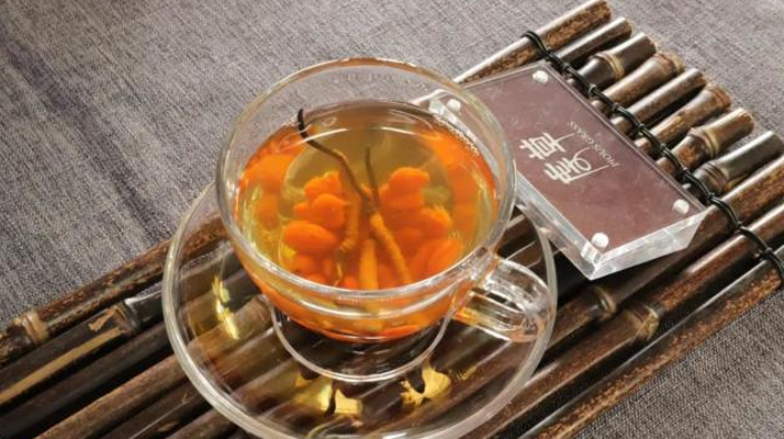 冬蟲(chóng)夏草泡水時(shí)間全解析：泡多久才最有效？